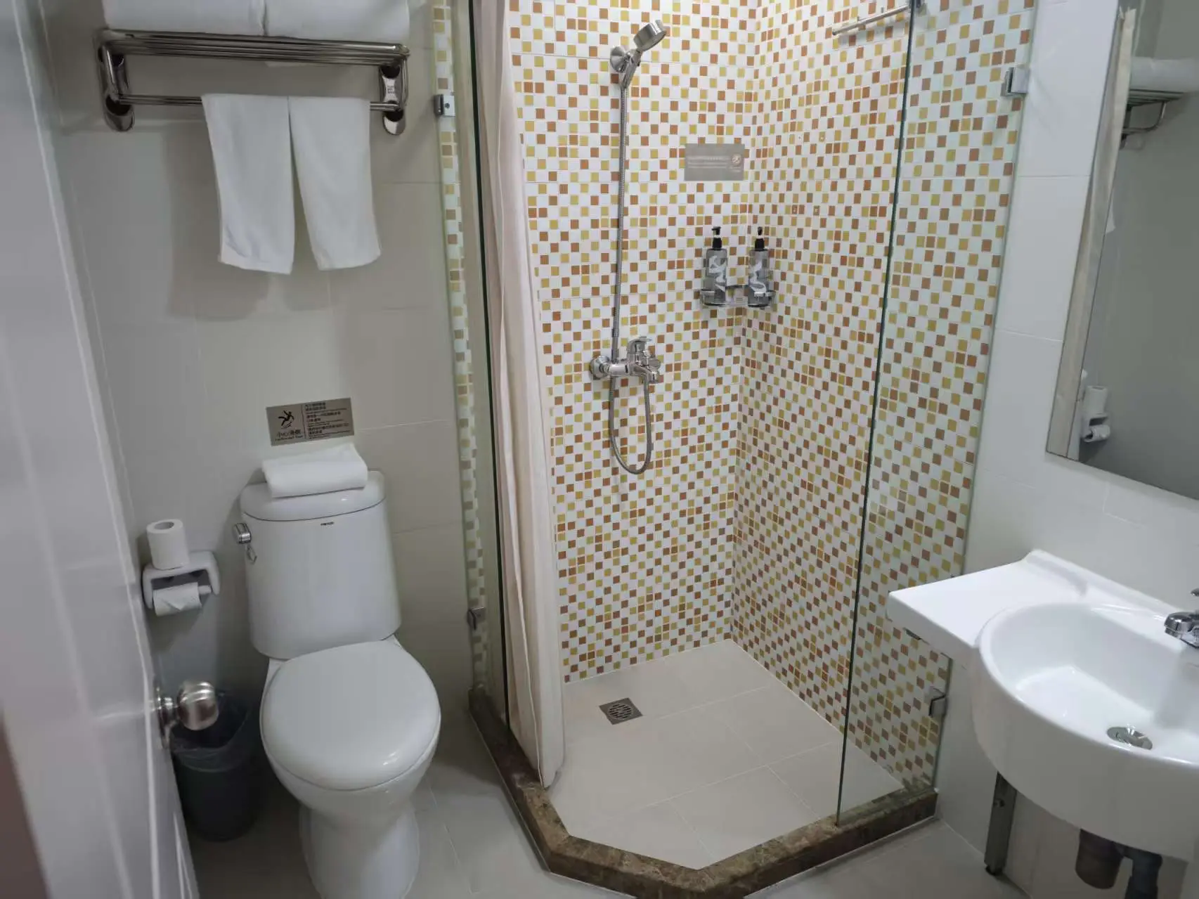 หอพัก HIT October Camp 2026 6