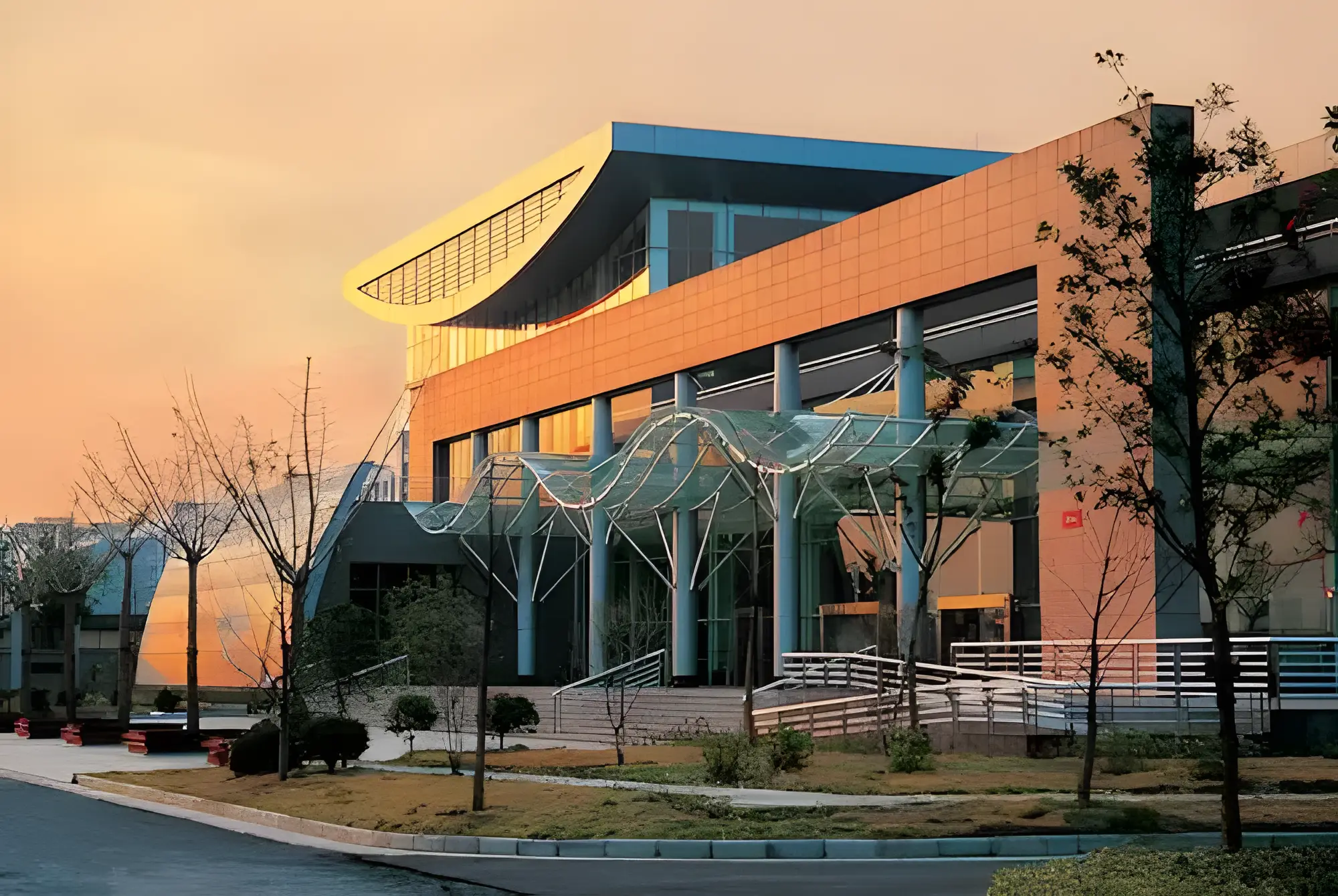 Hangzhou Normal University 3