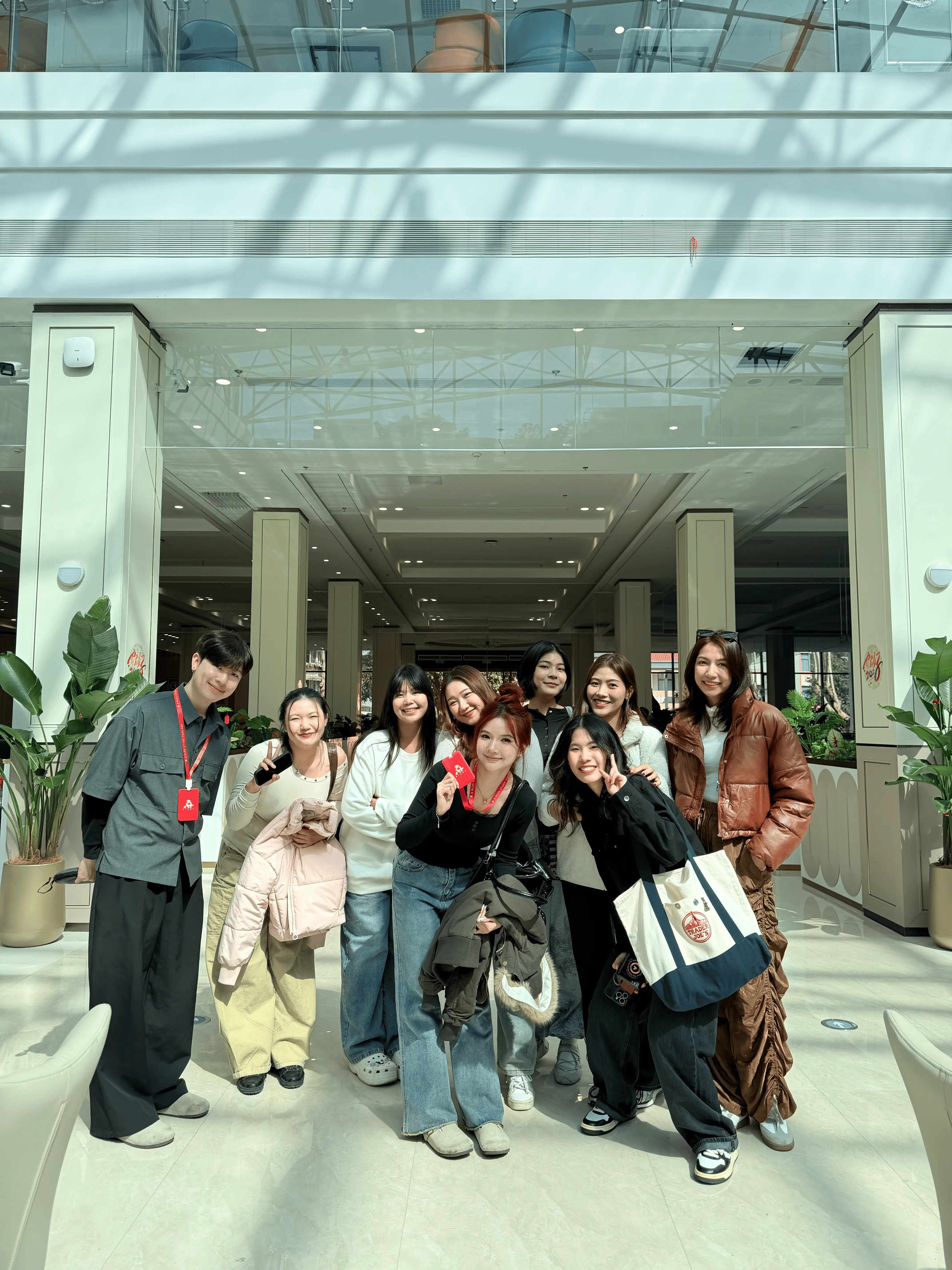 ช่วยน้องเลือกซื้อของใช้จำเป็นเข้าหอ