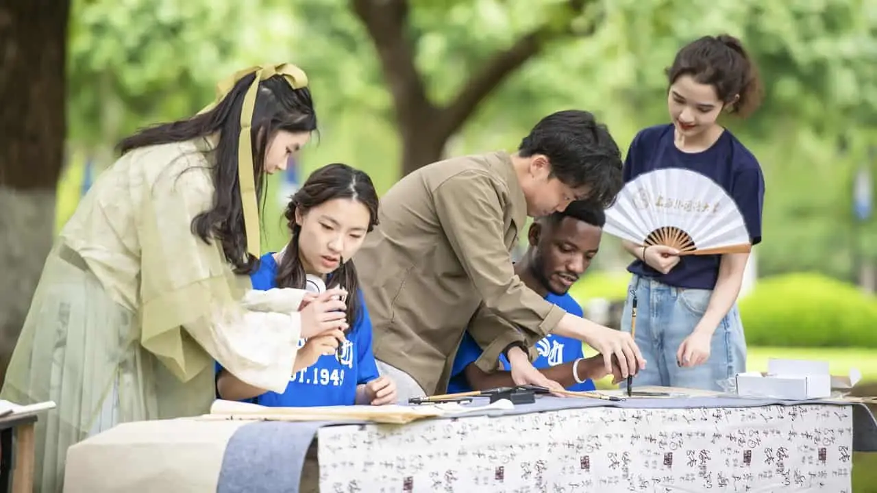 Shanghai International Studies University 10